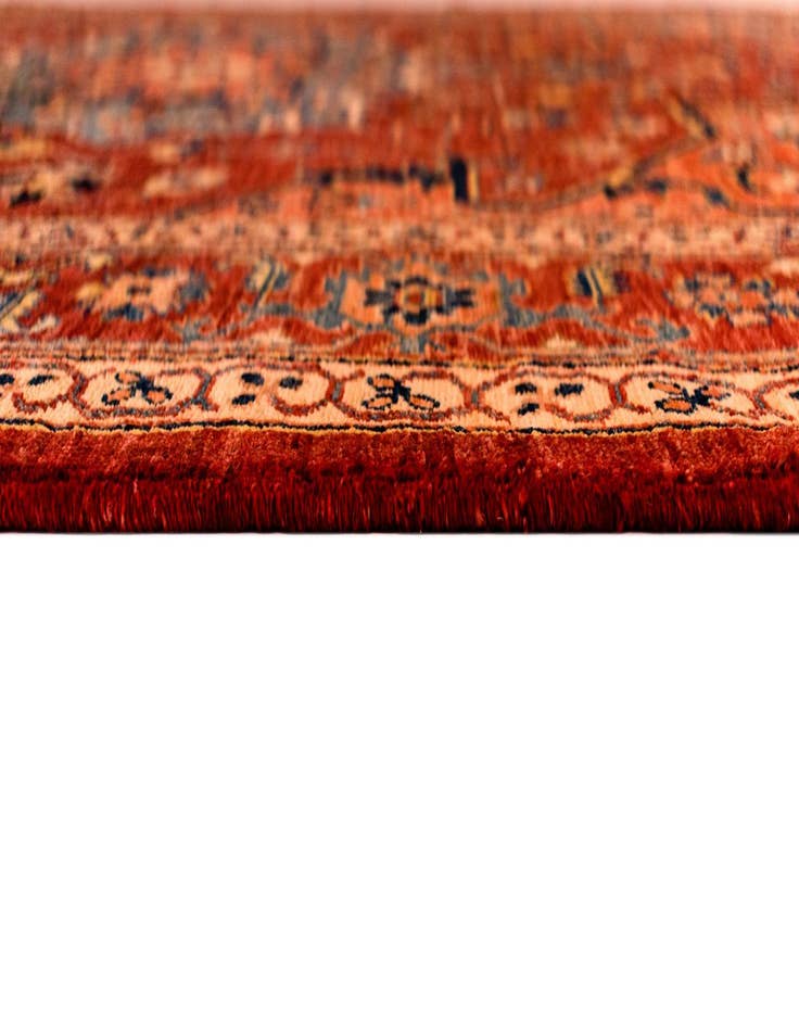 Detail image of 6' 6 x 8' 10 Sara Rug