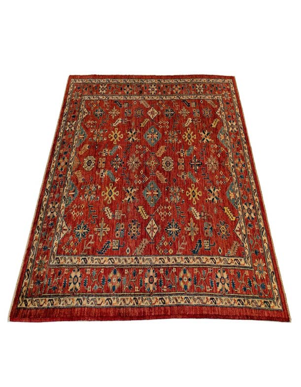 Detail image of 7' 1 x 8' 11 Sara Rug