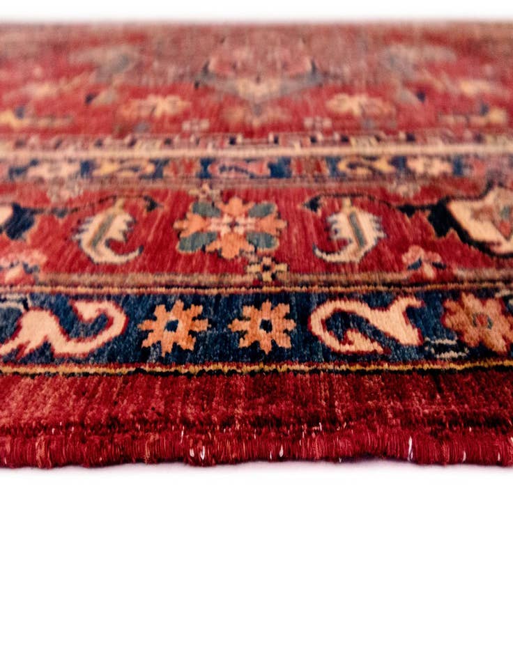 Detail image of 7' 4 x 9' 10 Sara Wool Rug