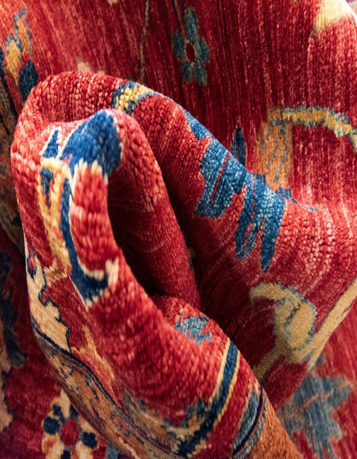 Detail image of 7' 3 x 9' 3 Sara Wool Rug