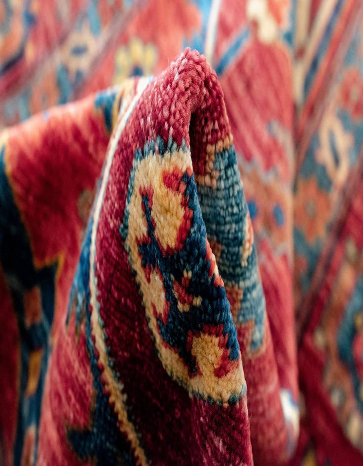 Detail image of 5' 1 x 6' 9 Sara Wool Rug