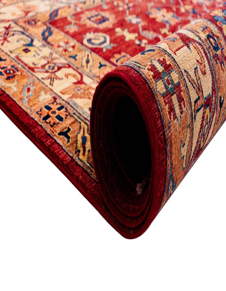 Detail image of 6' 4 x 8' 4 Sara Wool Rug