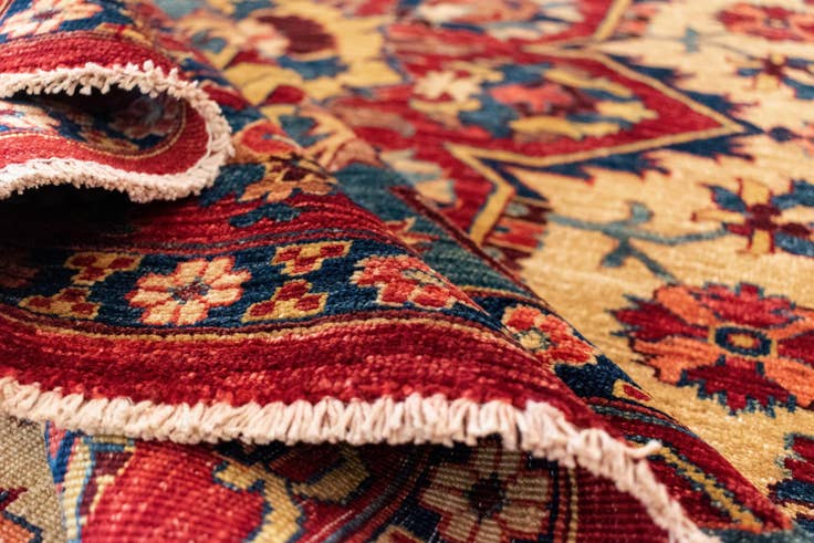 Detail image of 6' 2 x 8' 3 Sara Wool Rug