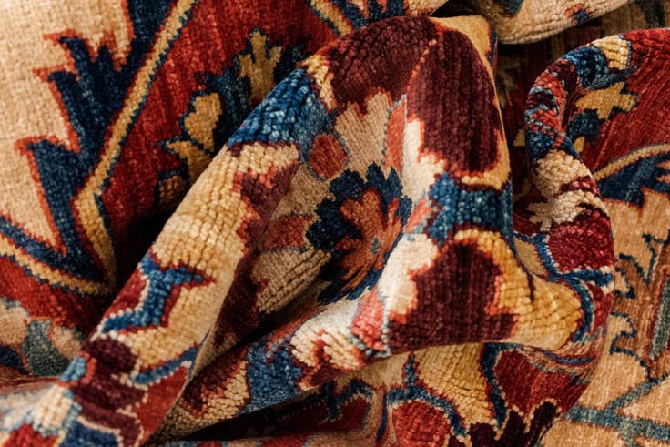 Detail image of 6' 2 x 8' 3 Sara Wool Rug