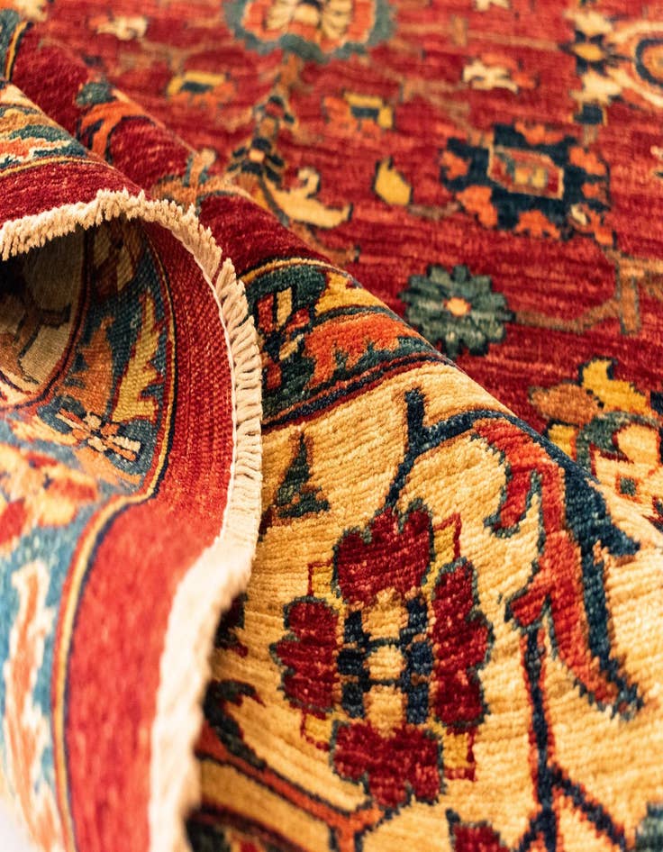 Detail image of 6' 1 x 8' 5 Sara Wool Rug
