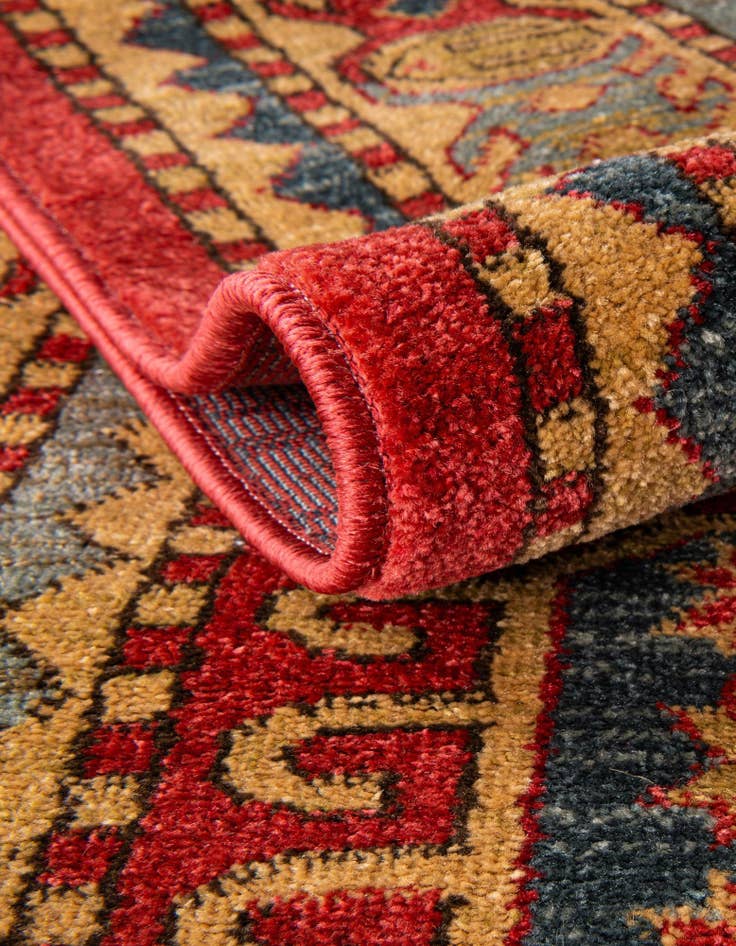 Detail image of 5' x 8' Sara Rug