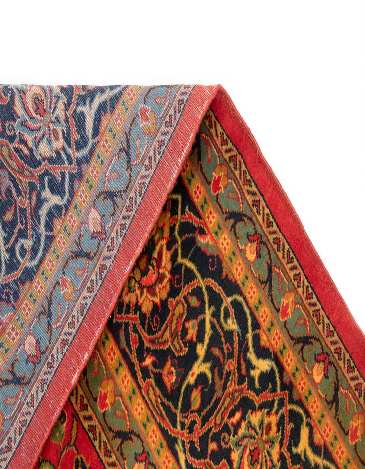 Detail image of 9' 9 x 13' Sarough Wool Rug