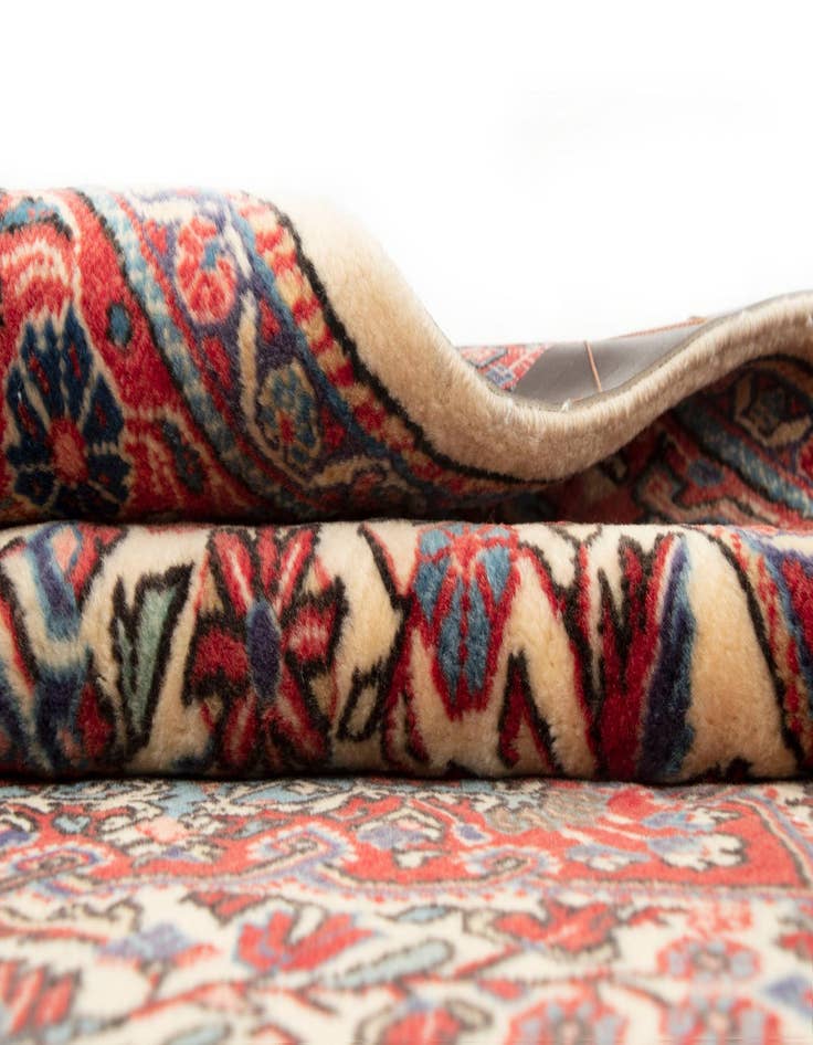 Detail image of 3' 5 x 5' 5  Hand Knotted Sarough Persian Wool Rug