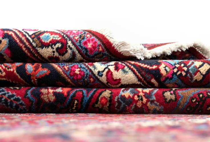 Detail image of 6' 10 x 9' 7 Sarough Wool Rug
