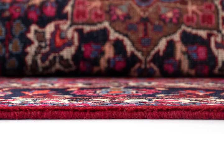 6' 10 x 9' 7 Sarough Wool Rug