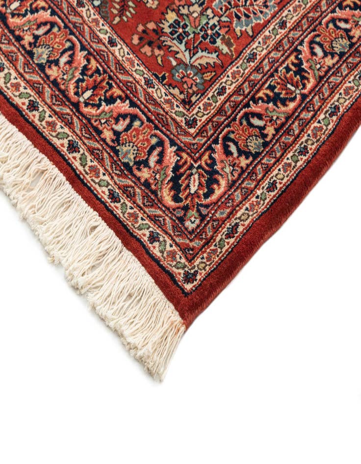 Detail image of 4' 3 x 6' Hand Knotted Sarough Wool Rug