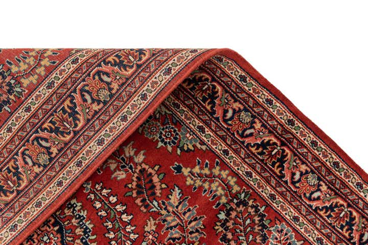 4' 3 x 6' Hand Knotted Sarough Wool Rug
