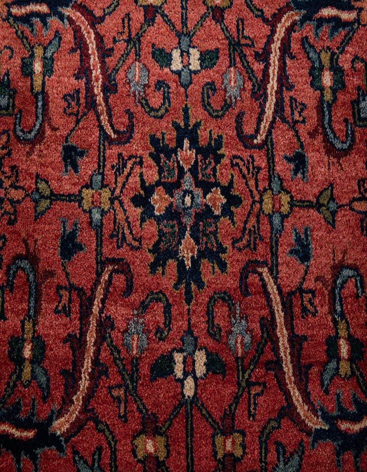 Detail image of 7' x 10' 6  Hand Knotted Sarough Wool Rug