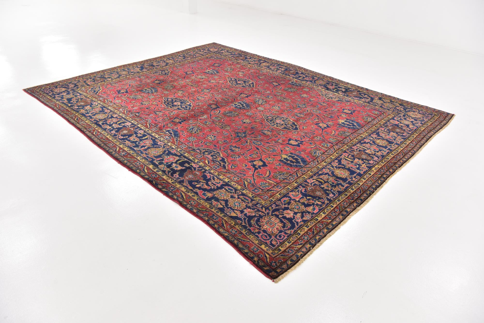 8' 9 x 11' Hand Knotted Sarough Persian Wool Rug