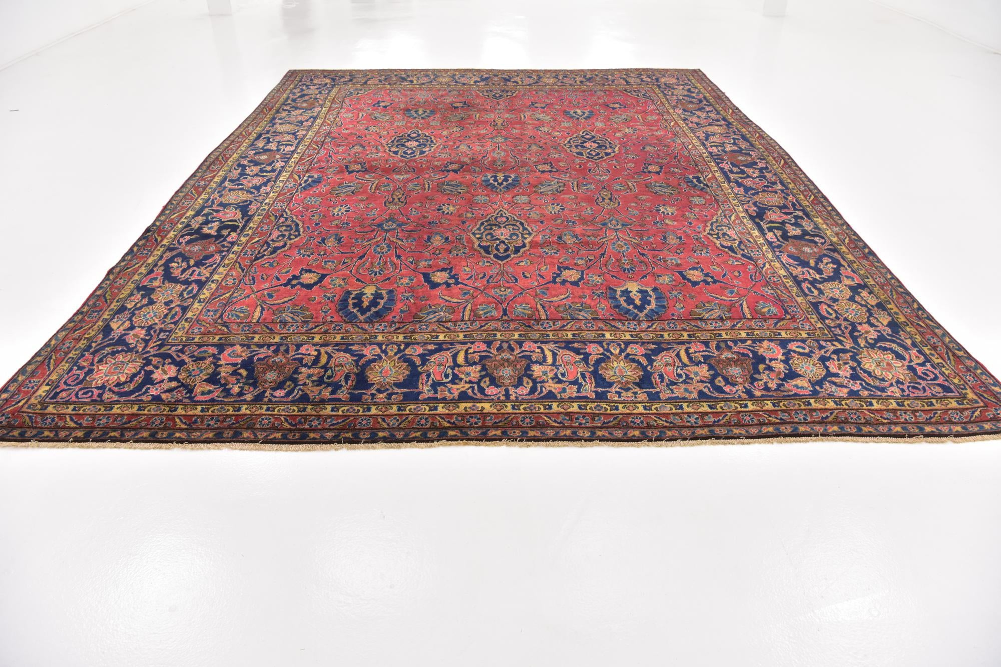 8' 9 x 11' Hand Knotted Sarough Persian Wool Rug