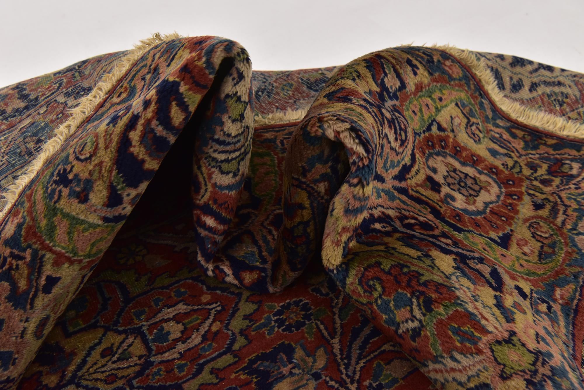9' 3 x 11' 6 Hand Knotted Sarough Persian Wool Rug