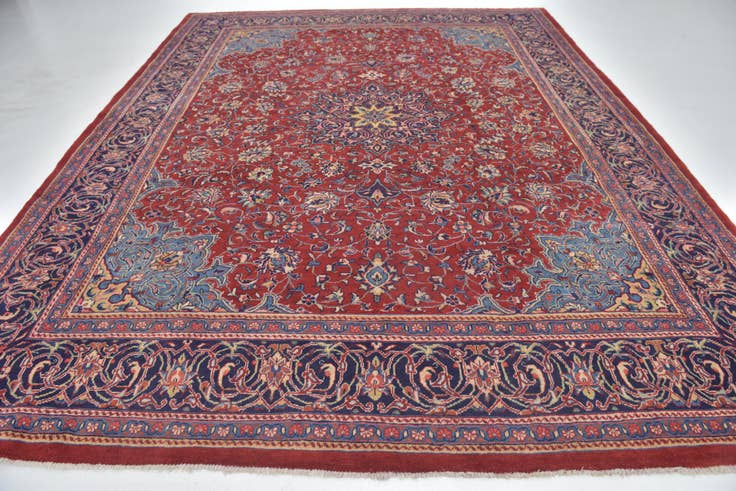 Detail image of 9' 10 x 13' Hand Knotted Sarough Persian Wool Rug