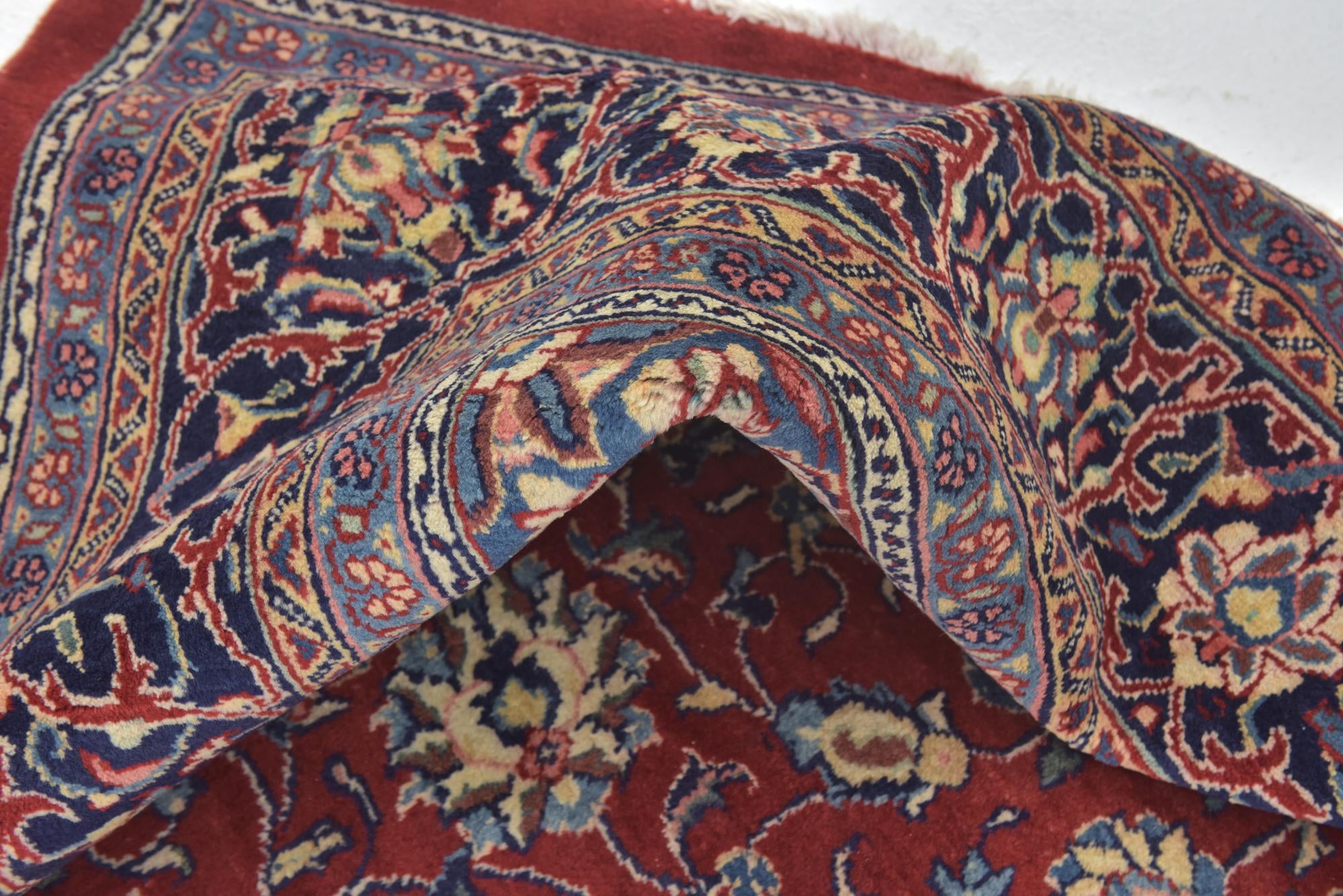 9' 9 x 13' Hand Knotted Sarough Persian Wool Rug