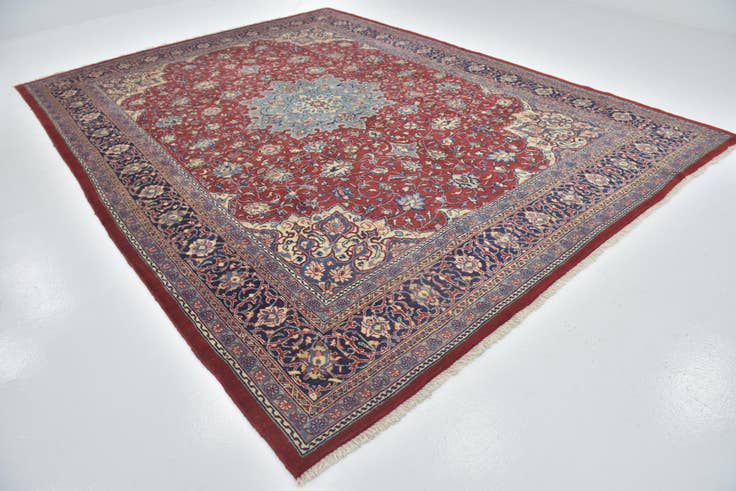 Detail image of 9' 9 x 13' Hand Knotted Sarough Persian Wool Rug