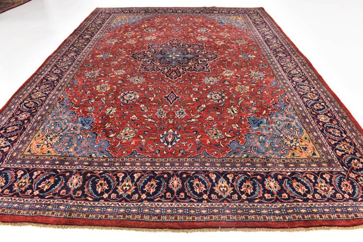 Detail image of 9' 9 x 13' Hand Knotted Sarough Persian Wool Rug