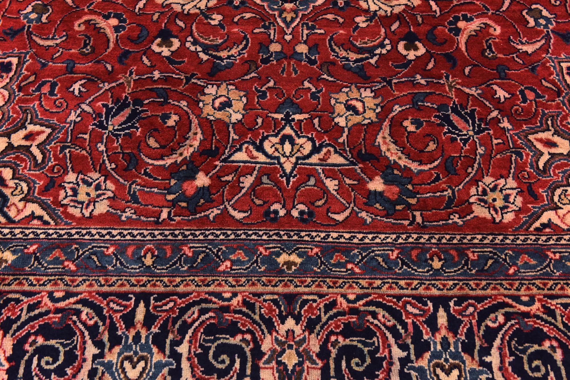 9' 10 x 13' 2 Hand Knotted Sarough Persian Wool Rug