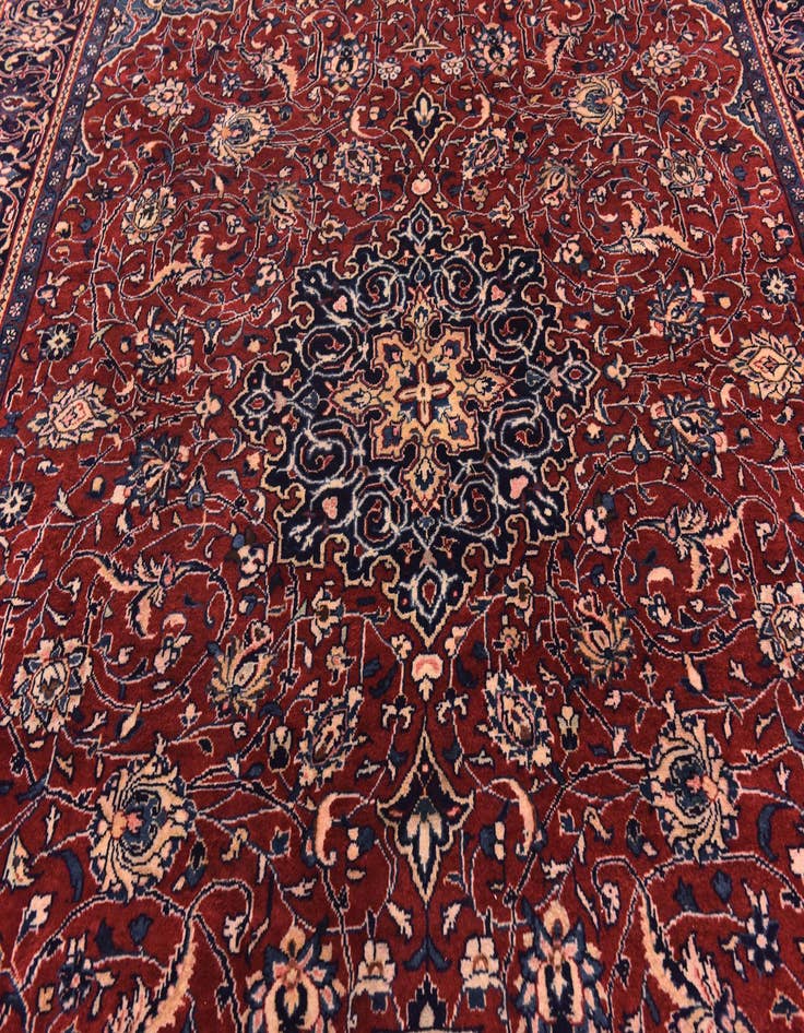 Detail image of 9' 6 x 13'  Hand Knotted Sarough Persian Wool Rug