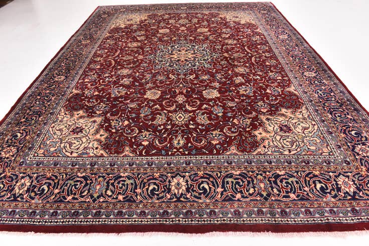 Detail image of 10' x 13' 2 Hand Knotted Sarough Persian Wool Rug