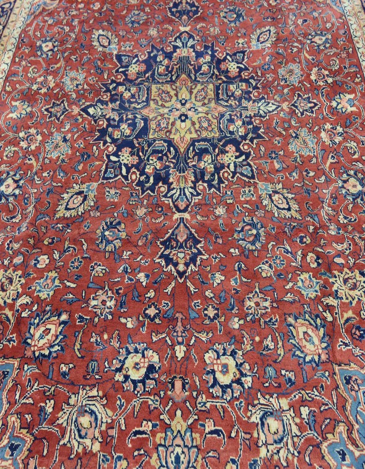 Detail image of 9' 8 x 13' 6  Hand Knotted Sarough Persian Wool Rug
