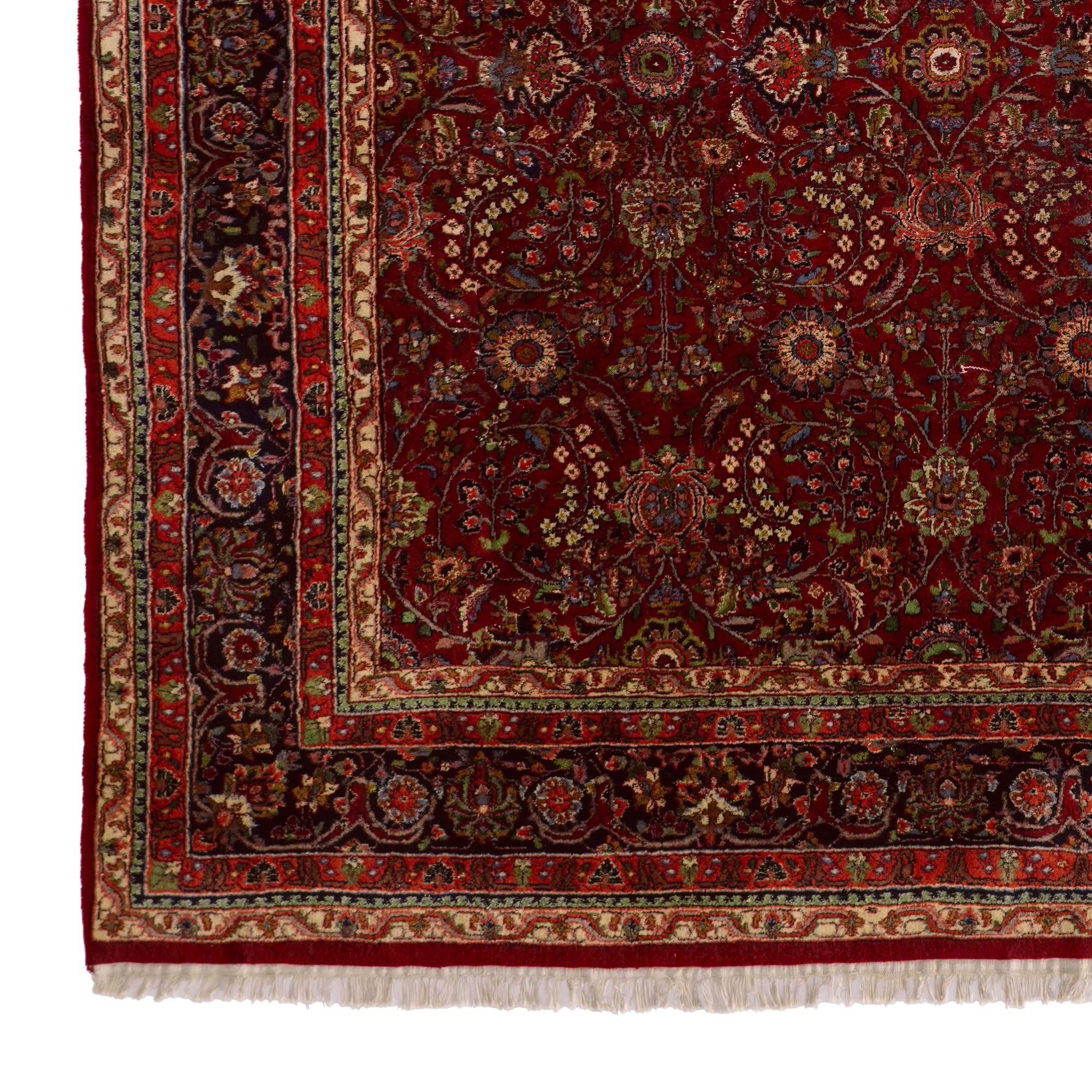 8' 3 x 11' 4 Hand Knotted Sarough Wool Rug