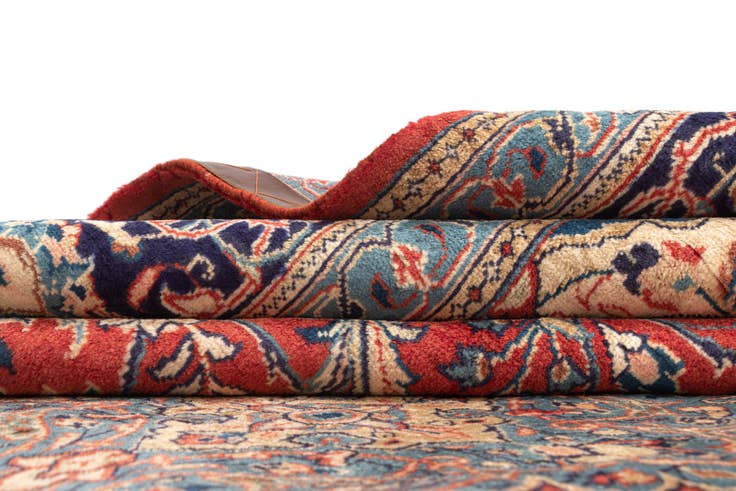 Detail image of 8' 4 x 11' 2 Sarouk Wool Rug