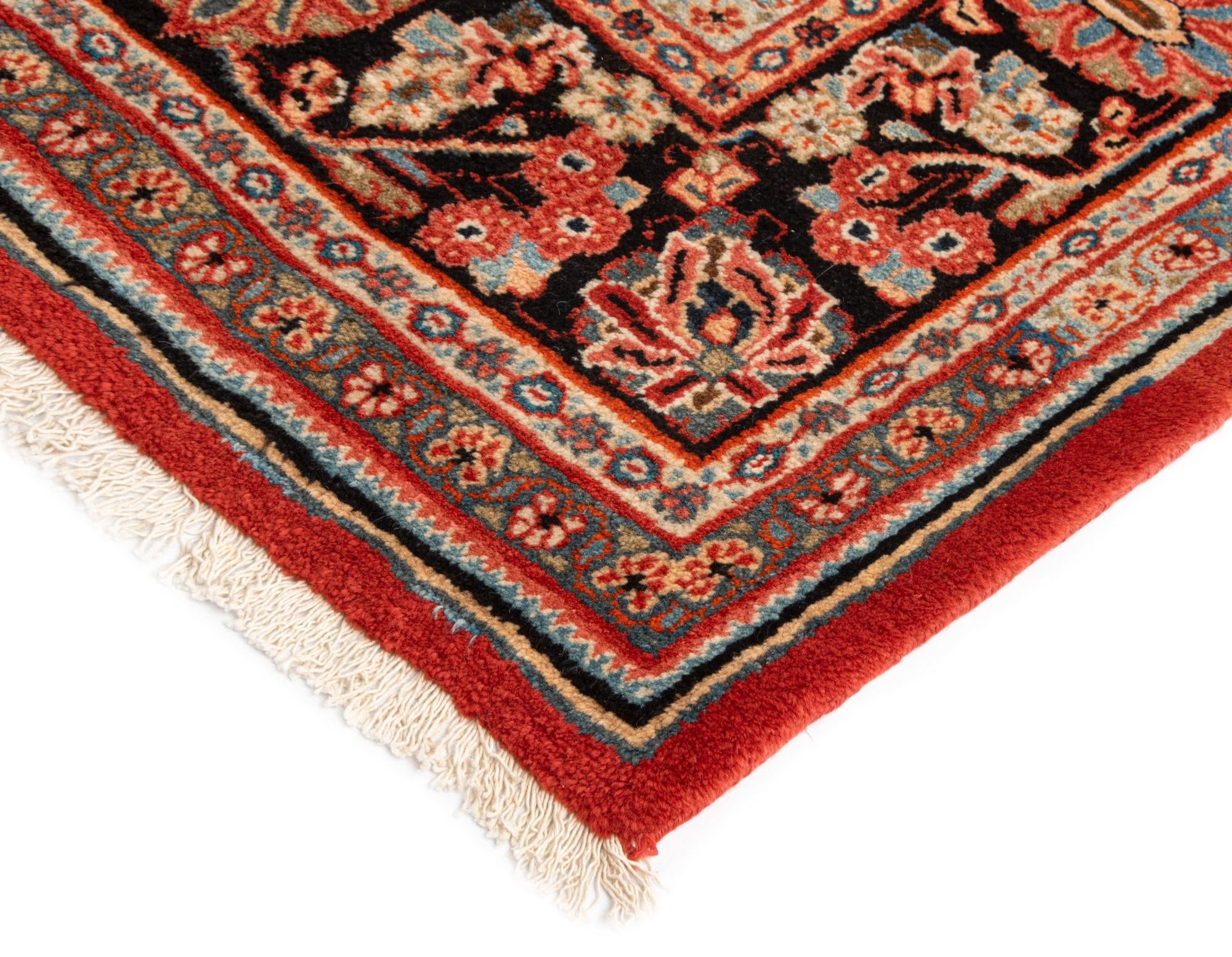 6' 11 x 10' 4 Sarouk Rug