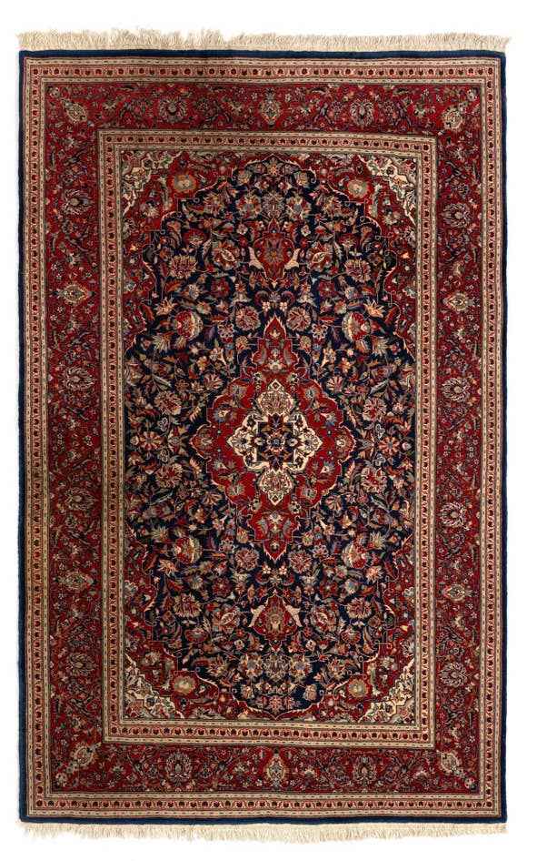 Detail image of 4' 1 x 7' 5 Sarouk Wool Rug
