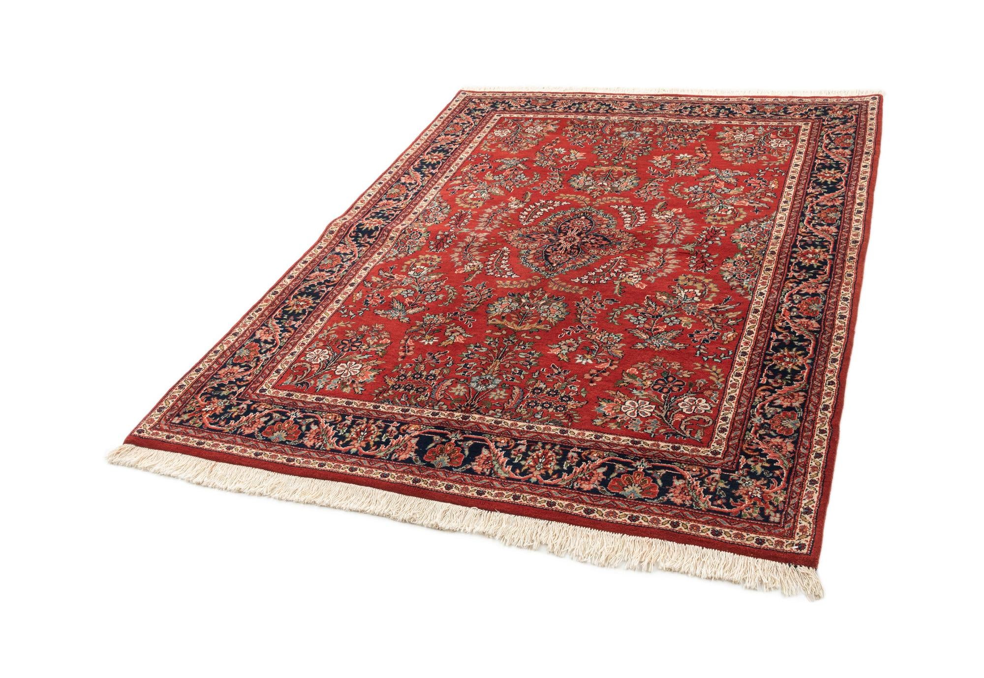 5' 8 x 7' 8 Sarouk Rug