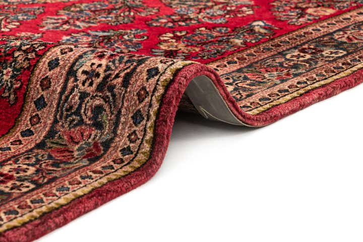 4' 1 x 6' 5 Sarouk Rug