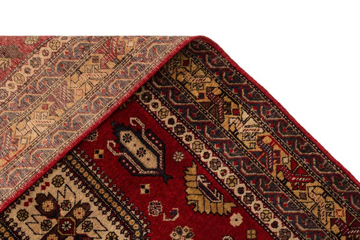 Detail image of 3' 3 x 4' 11 Schirwan Rug