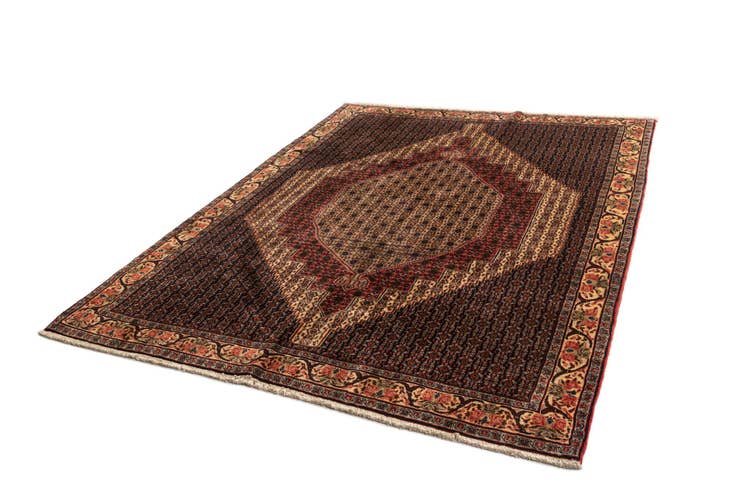 Detail image of 6' 10 x 9' 2 Senneh Wool Rug