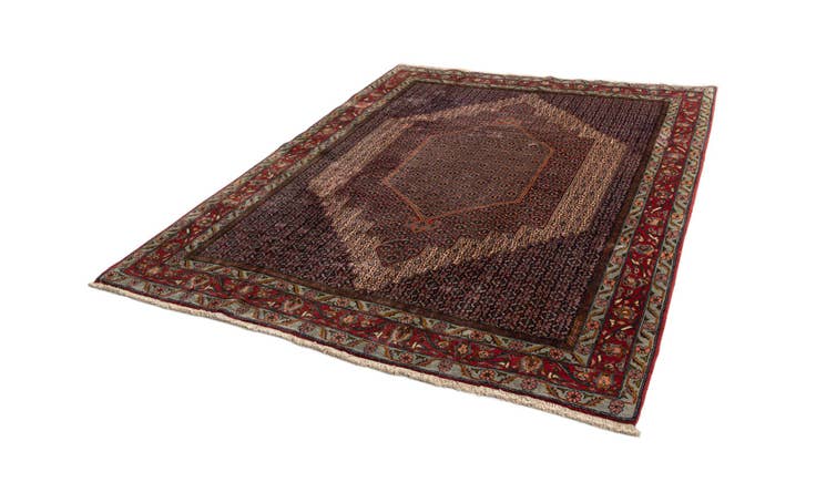 Detail image of 6' 6 x 8' 3 Senneh Wool Rug