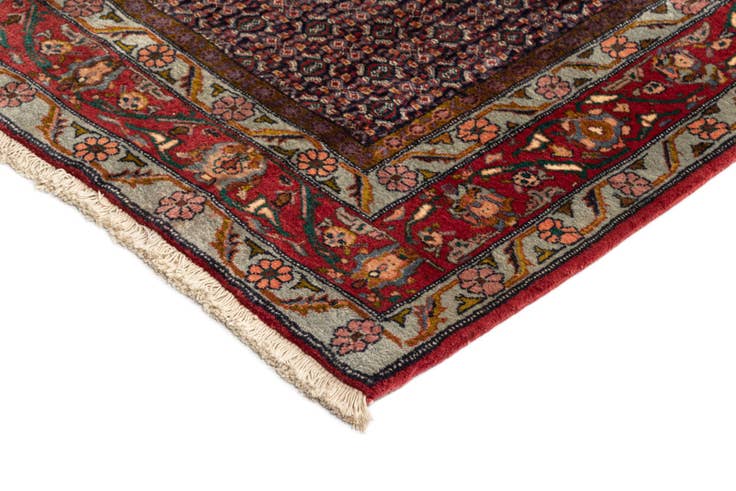 Detail image of 6' 6 x 8' 3 Senneh Wool Rug