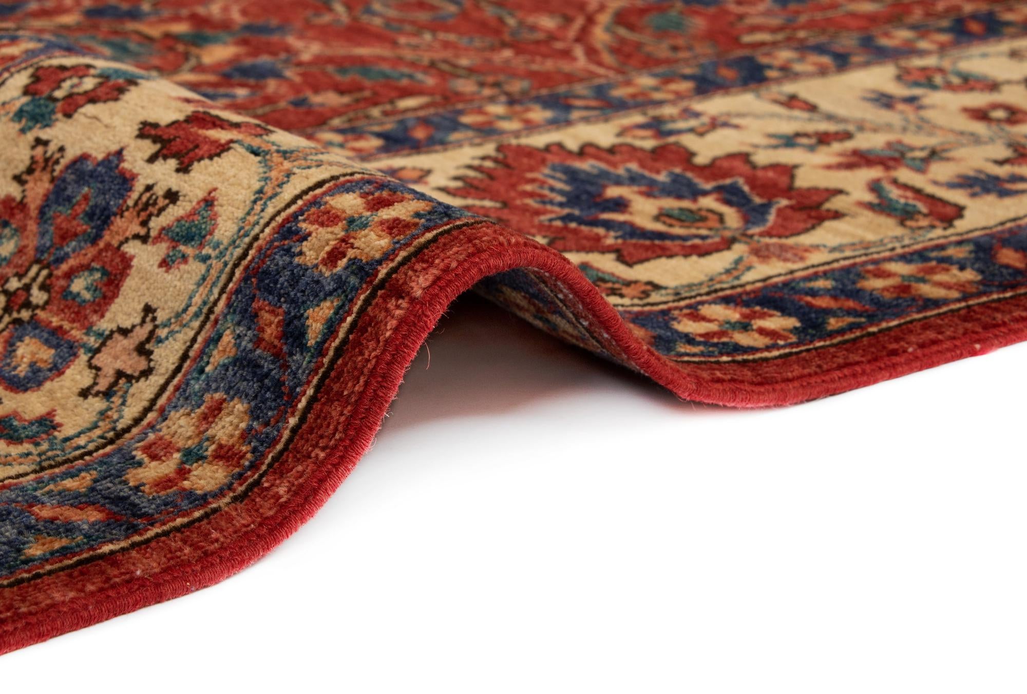 5' 10 x 8' 8 Serapi Rug