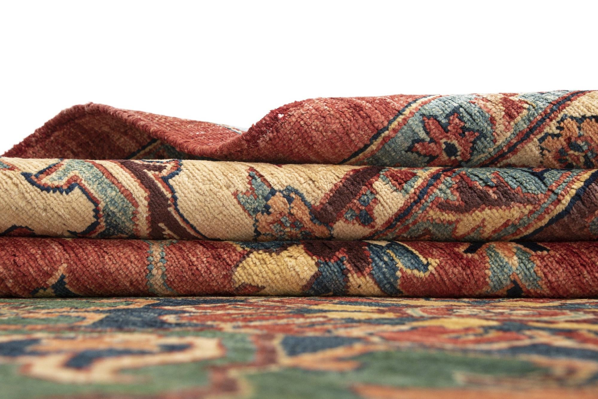 8' 4 x 10' 11 Serapi Wool Rug
