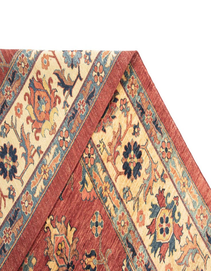 Detail image of 9' 1 x 11' 3 Serapi Wool Rug