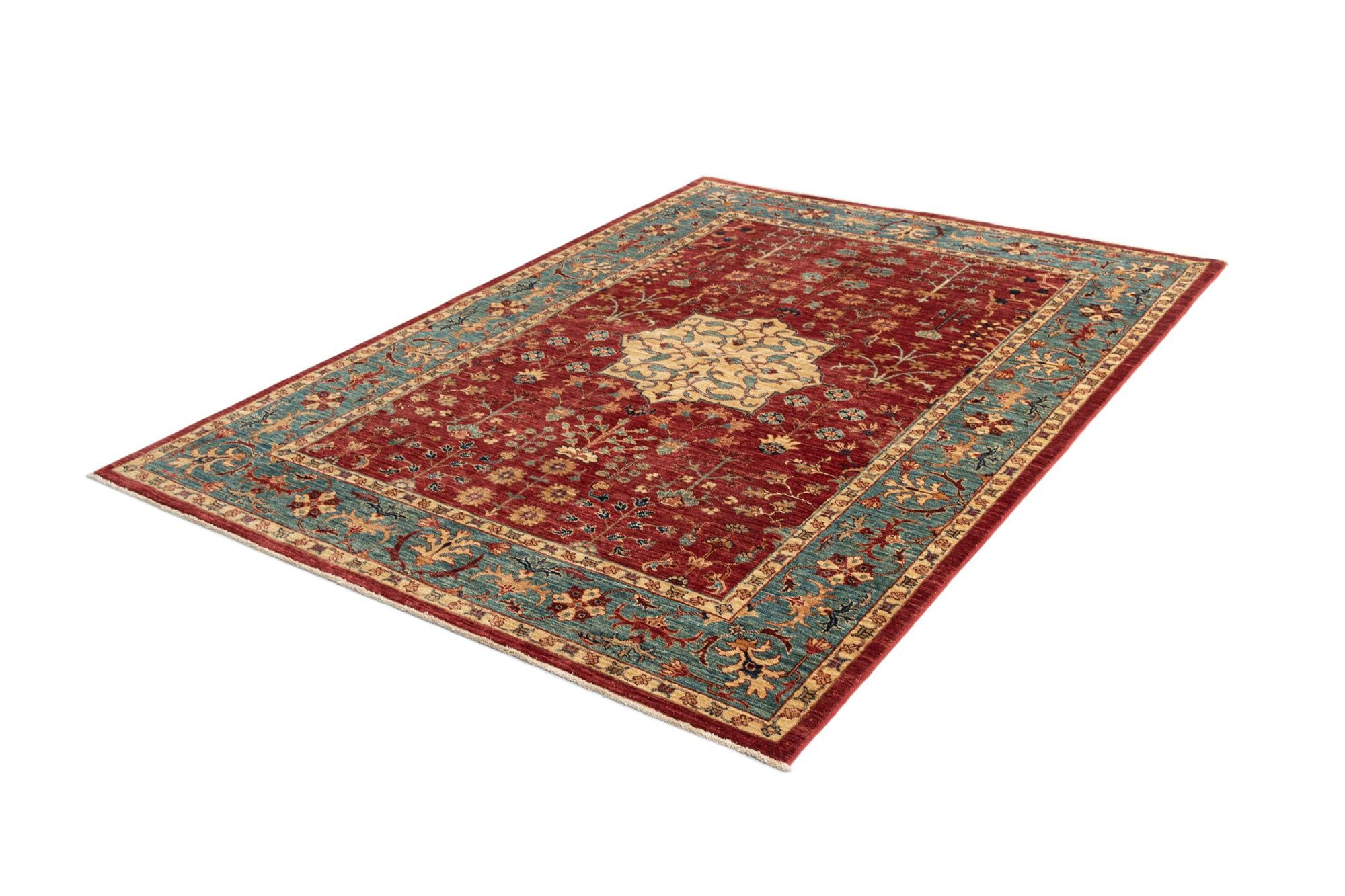 5' 8 x 7' 11 Serapi Rug