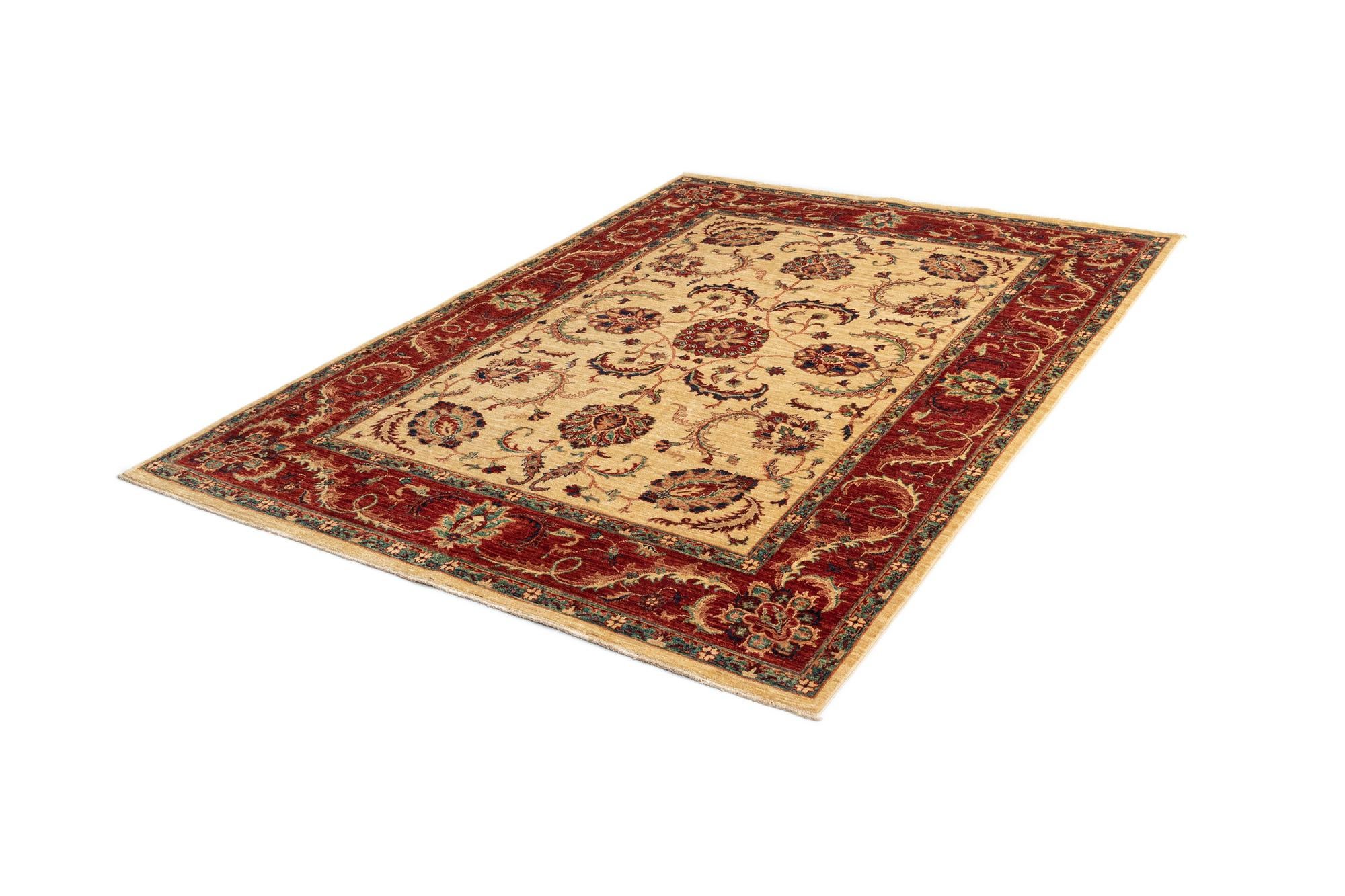 5' 7 x 7' 7 Serapi Rug