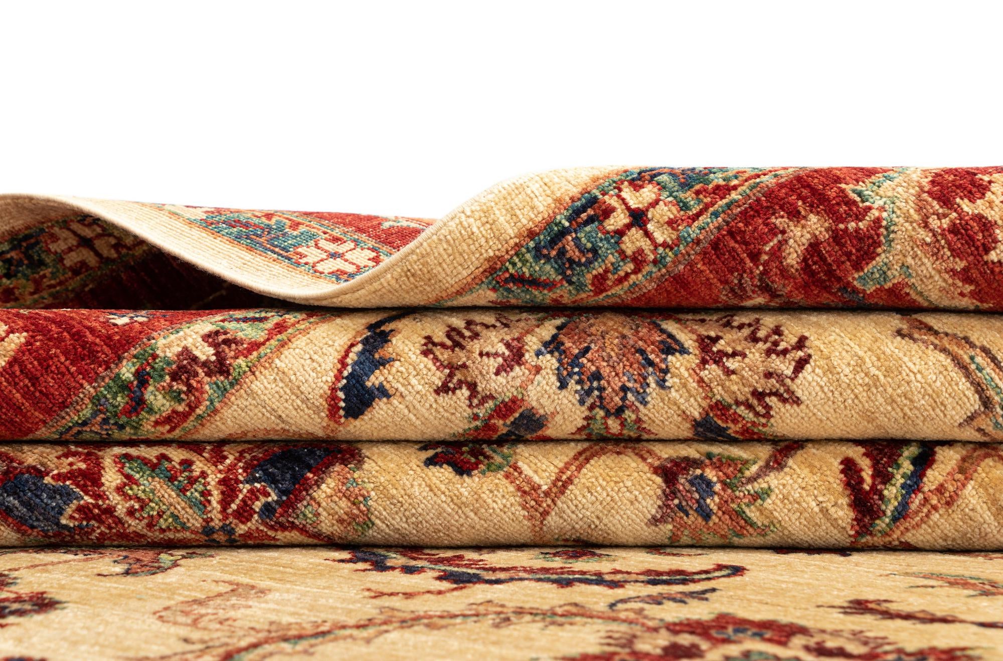 5' 7 x 7' 7 Serapi Rug