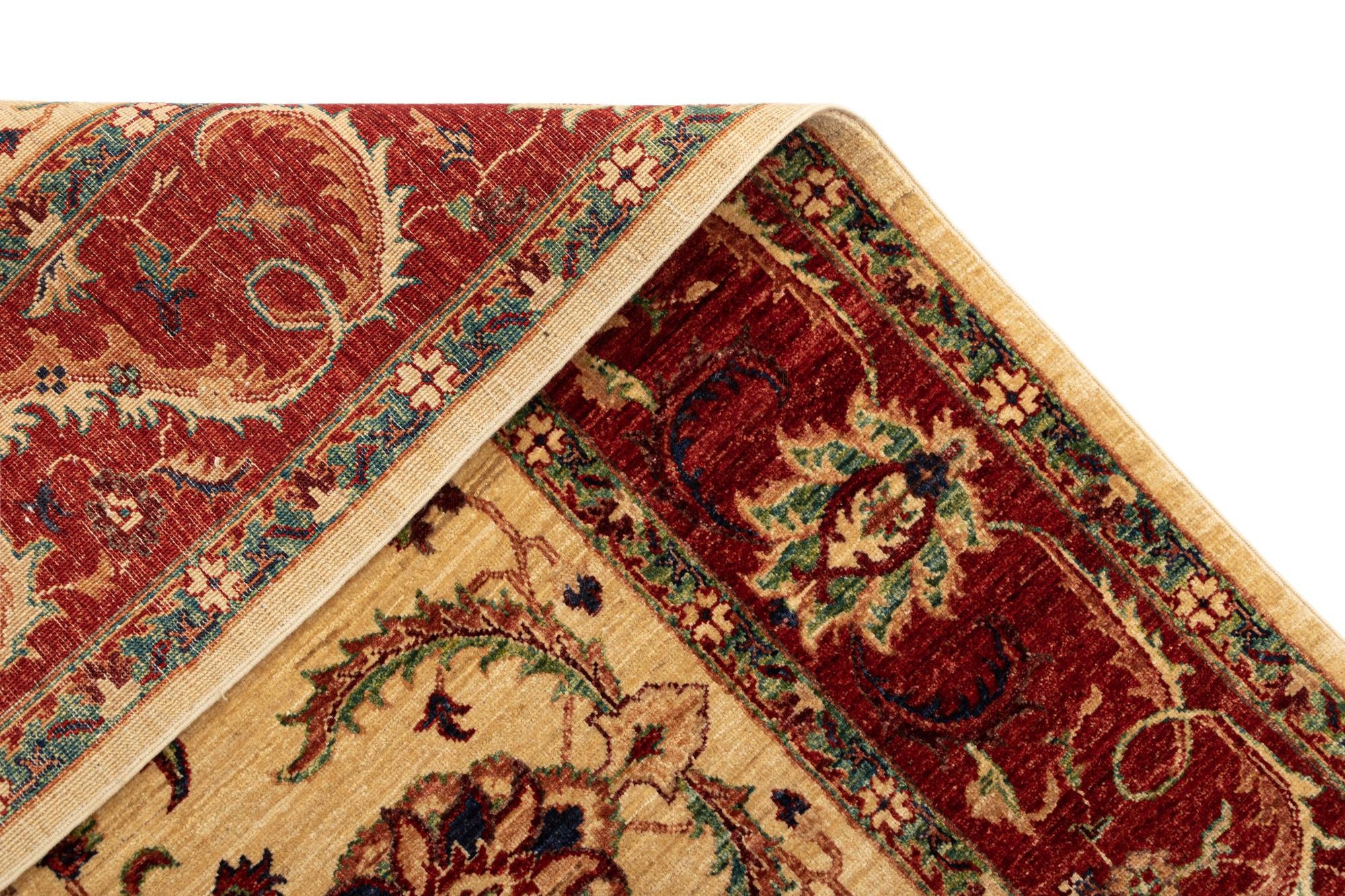 5' 7 x 7' 7 Serapi Rug