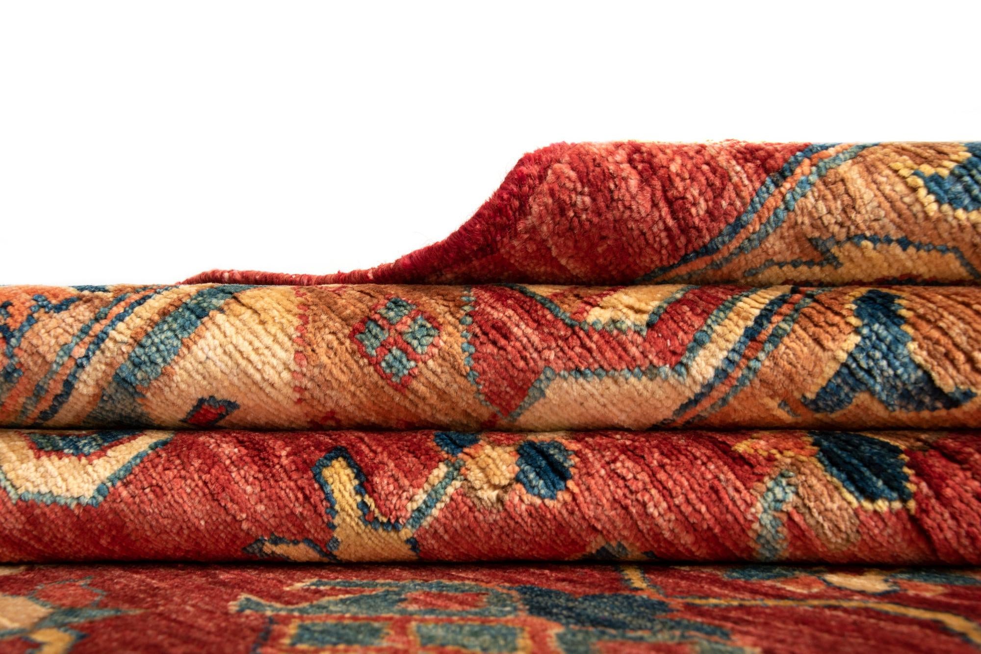 7' 2 x 9' 1 Serapi Wool Rug