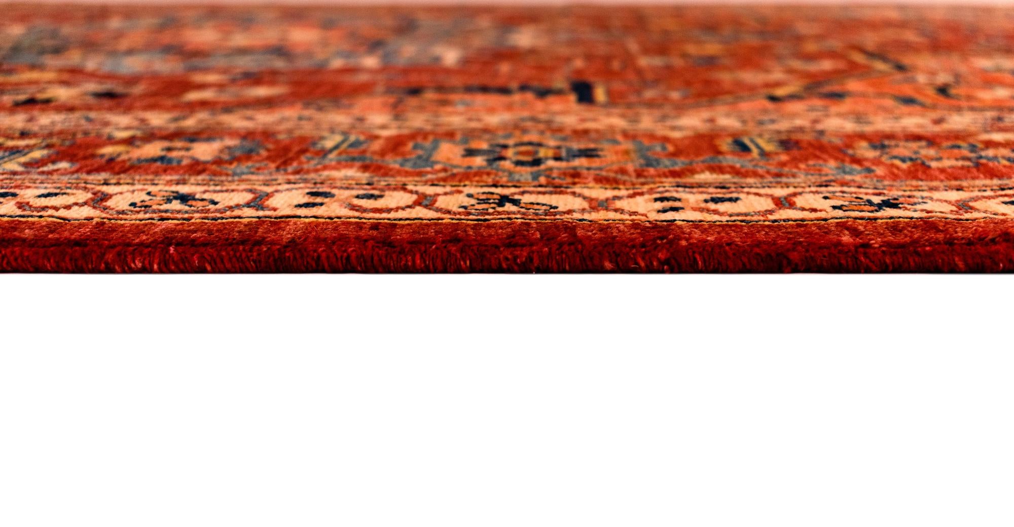 6' 6 x 8' 10 Serapi Rug