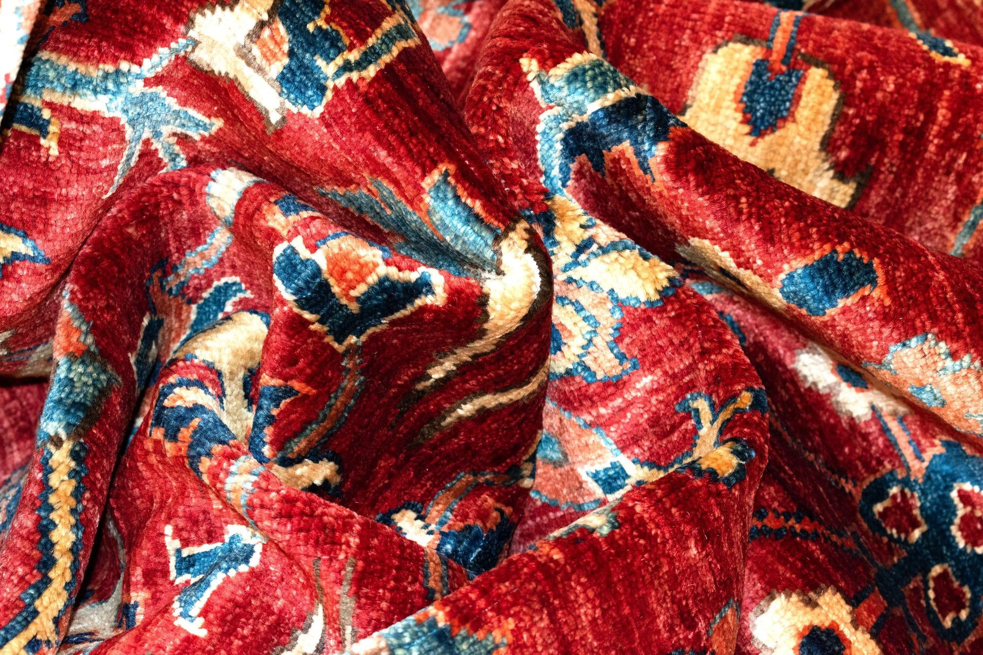 6' 2 x 8' 2 Serapi Rug