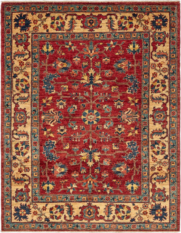 Detail image of 4' 11 x 6' 7 Serapi Rug