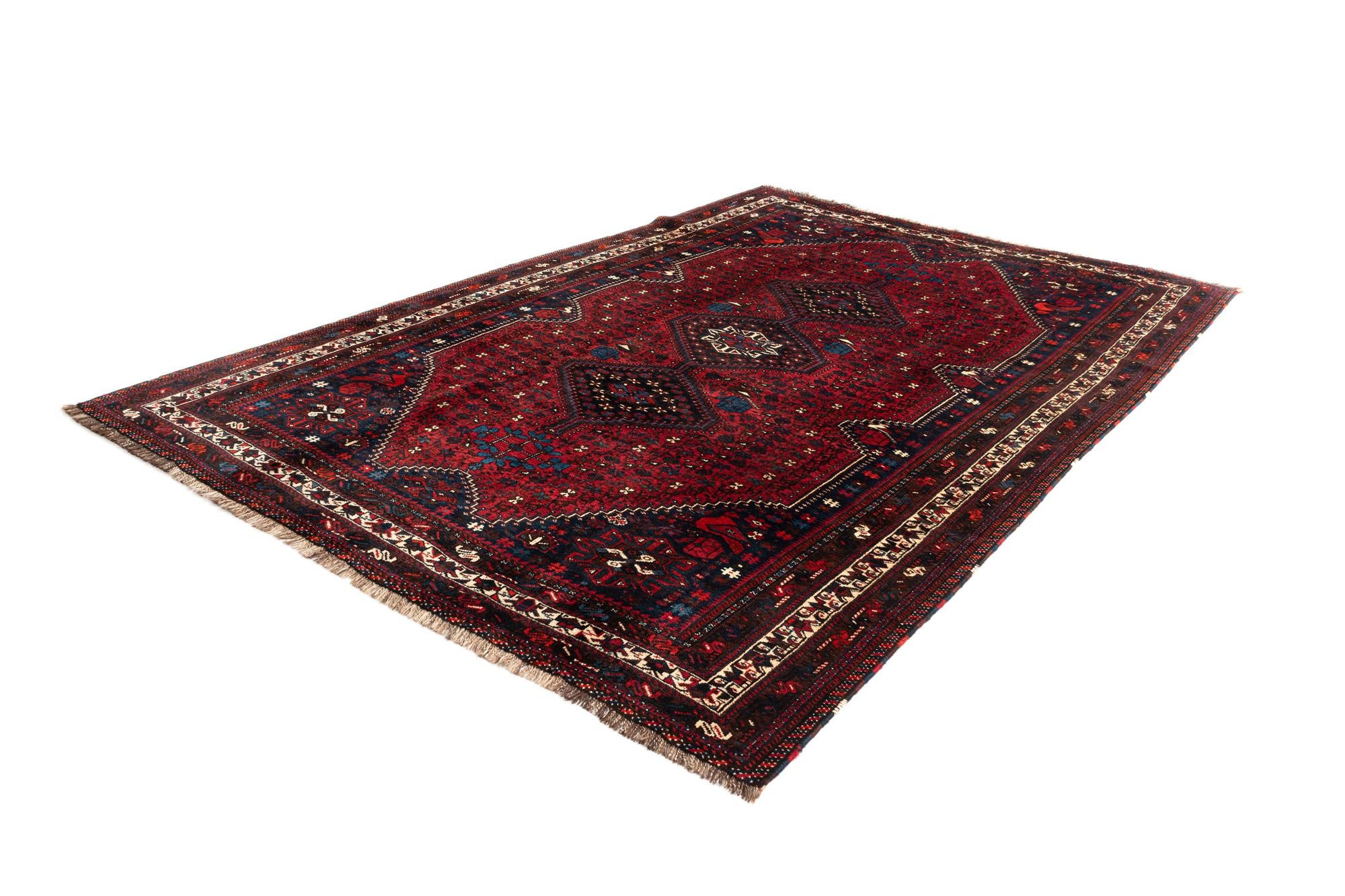 6' 8 x 9' 10 Shiraz Wool Rug
